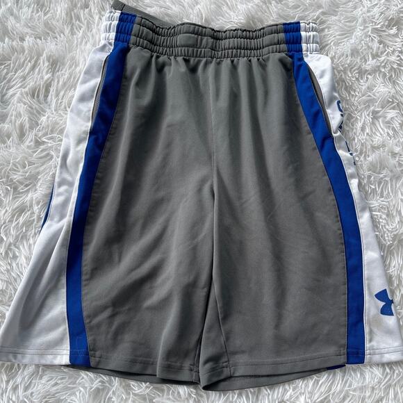 Under Armour Training Short Youth Sz L Gently used - Picture 2 of 8